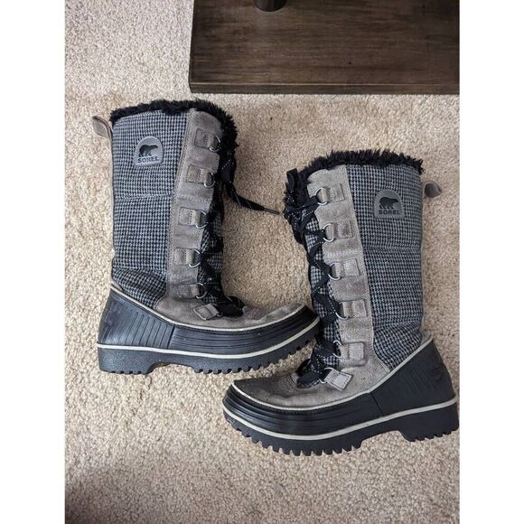Sorel Joan of arctic lace up leather and houndstooth upper fleece snow boots sz6 - Picture 1 of 6
